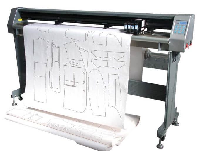 Impresora de gran formato con papel en proceso de impresión.